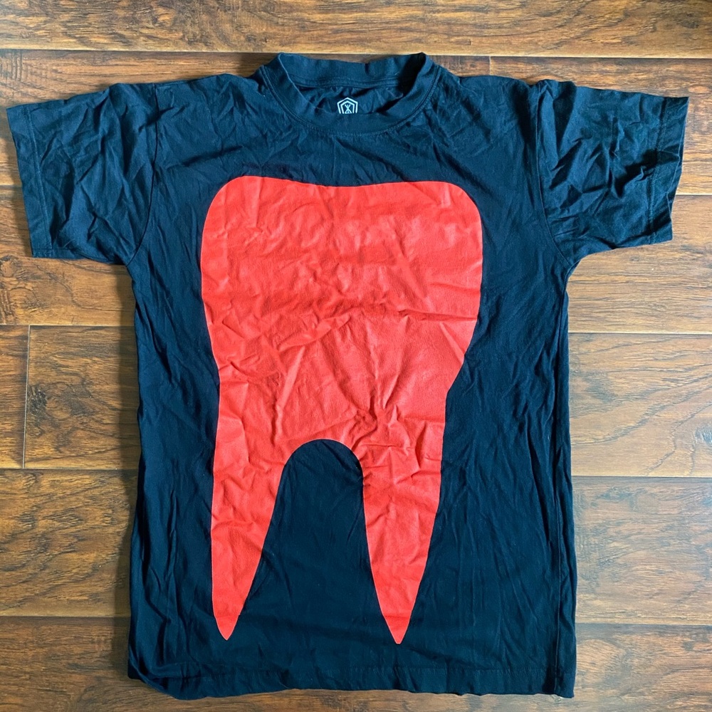 Long Clothing by Topman Tooth shirt.